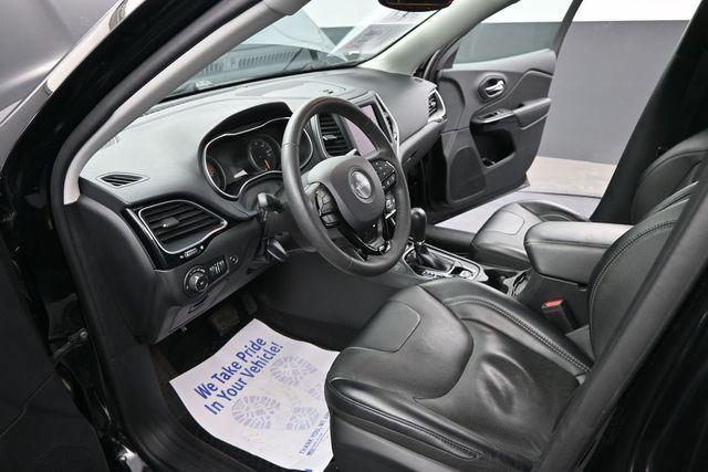 used 2023 Jeep Cherokee car, priced at $24,749