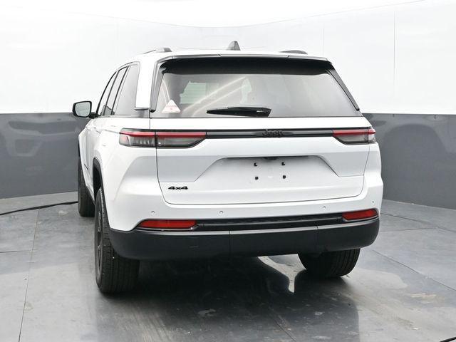 new 2025 Jeep Grand Cherokee car, priced at $43,065