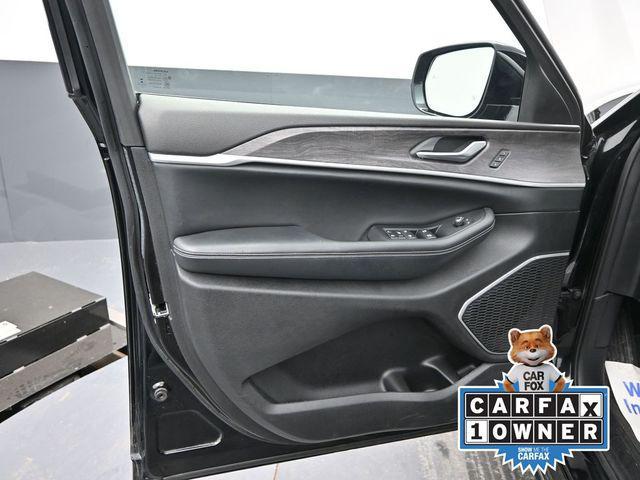 used 2022 Jeep Grand Cherokee 4xe car, priced at $26,449