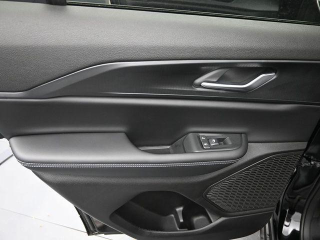 new 2025 Jeep Grand Cherokee car, priced at $43,195