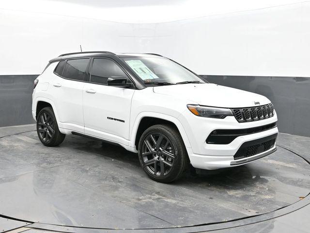 new 2025 Jeep Compass car, priced at $33,245
