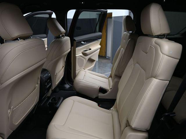 new 2025 Jeep Grand Cherokee L car, priced at $46,746