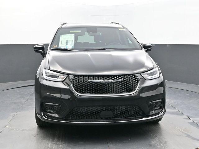 new 2026 Chrysler Pacifica car, priced at $47,187