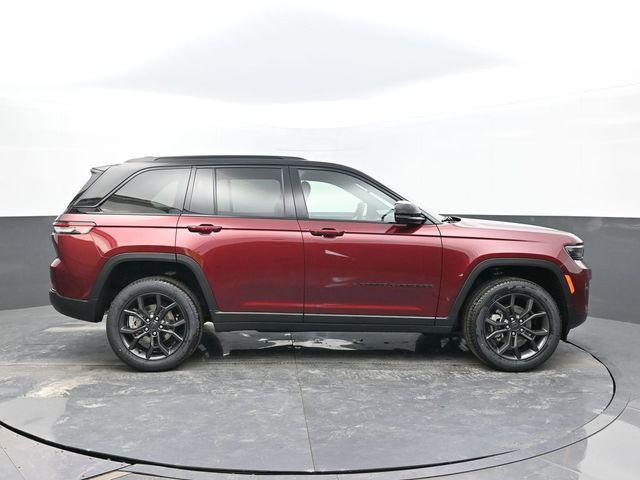 new 2025 Jeep Grand Cherokee car, priced at $49,219