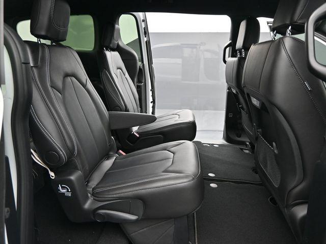 new 2026 Chrysler Pacifica car, priced at $42,675