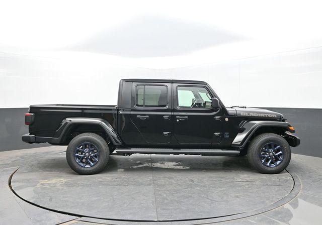 new 2026 Jeep Gladiator car, priced at $52,194