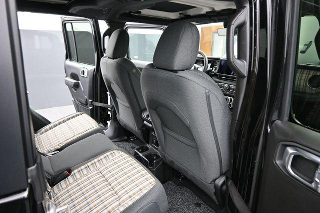 new 2026 Jeep Gladiator car, priced at $52,194