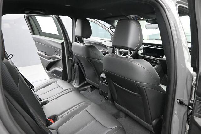 new 2026 Jeep Cherokee car, priced at $42,419
