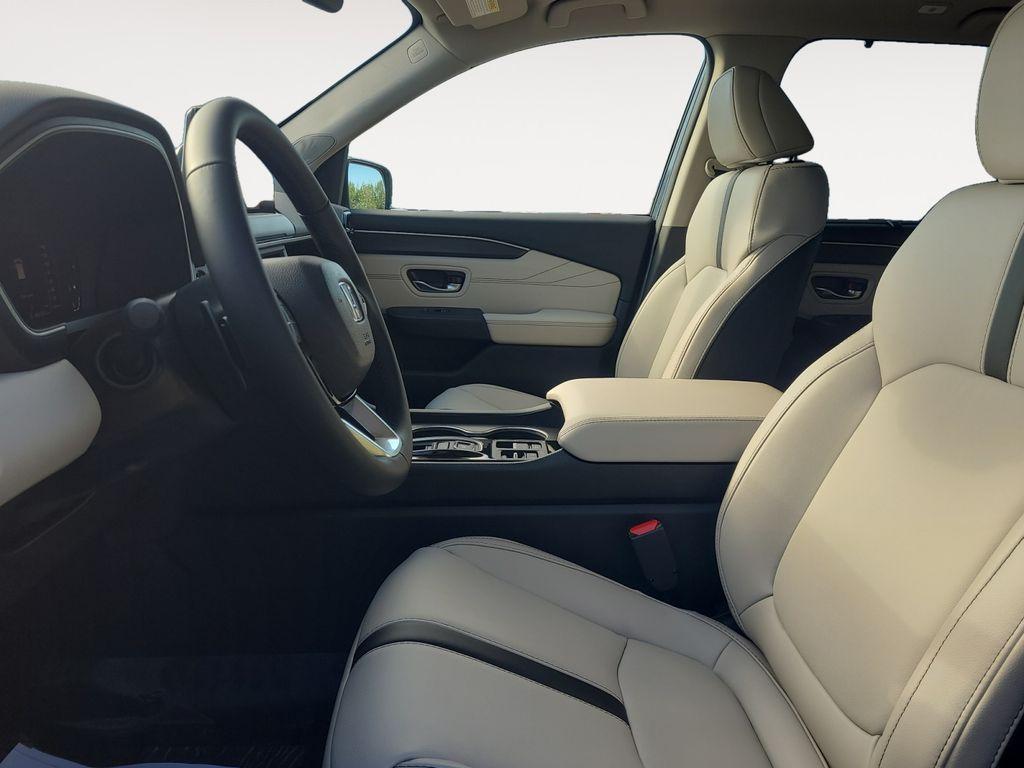 new 2026 Honda Pilot car, priced at $49,813