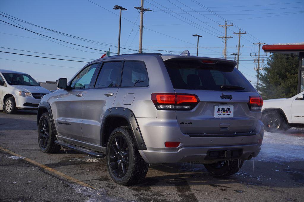 used 2017 Jeep Grand Cherokee car, priced at $18,500