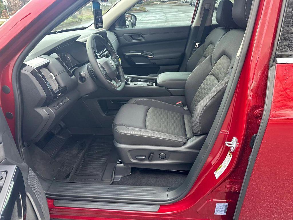 new 2026 Nissan Pathfinder car, priced at $40,264