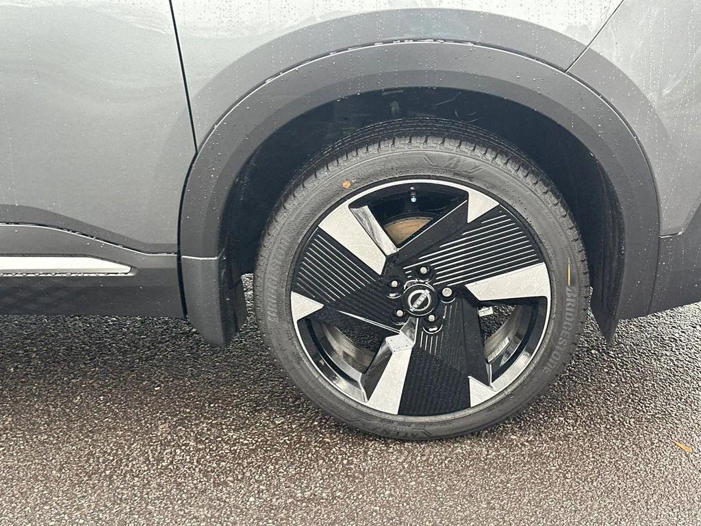 new 2026 Nissan Kicks car, priced at $27,681