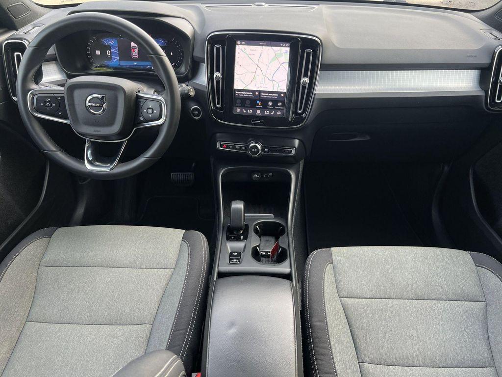 used 2023 Volvo XC40 car, priced at $20,201