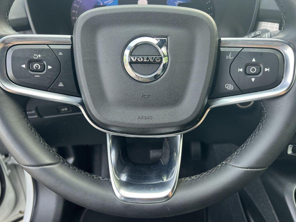 used 2023 Volvo XC40 car, priced at $20,201