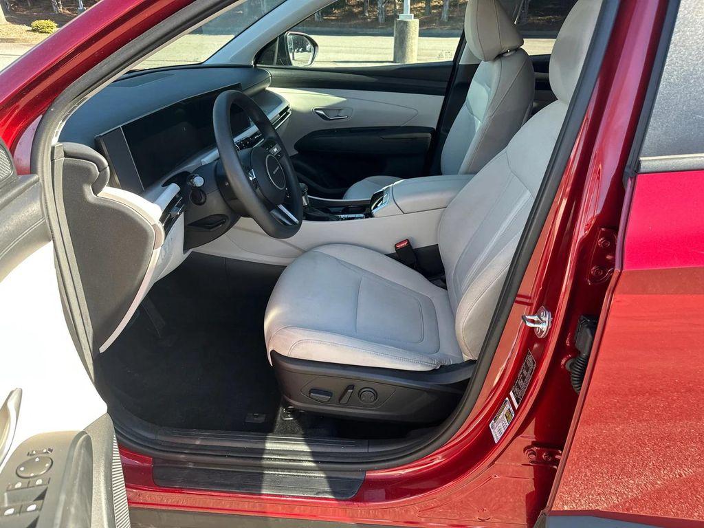 used 2025 Hyundai Tucson car, priced at $21,995