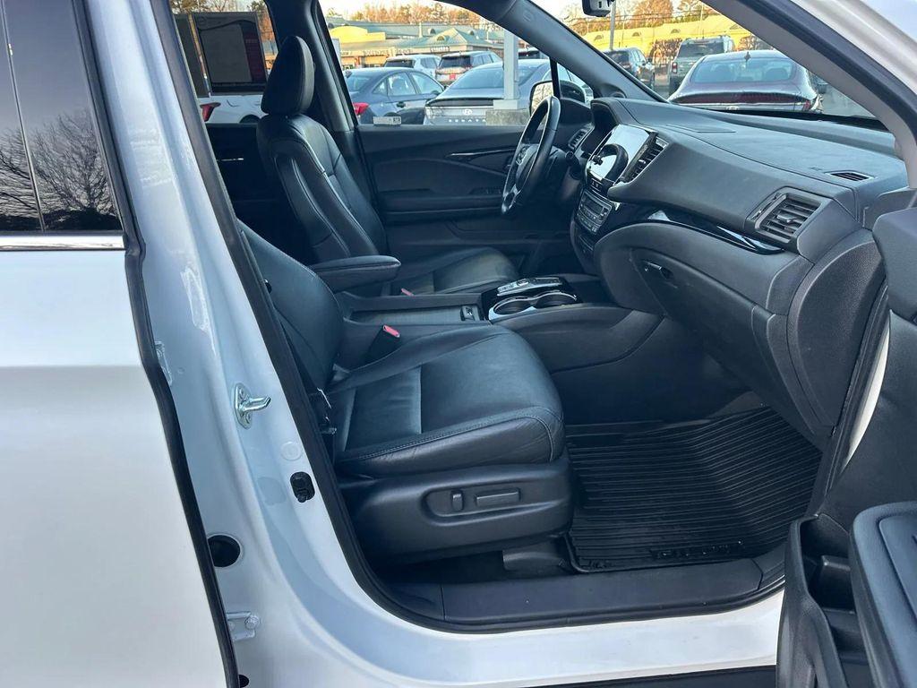 used 2021 Honda Pilot car, priced at $23,949