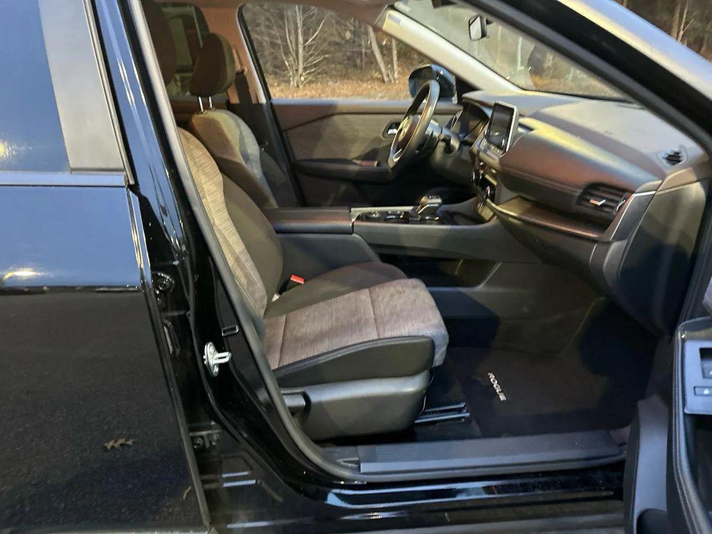 used 2023 Nissan Rogue car, priced at $17,947