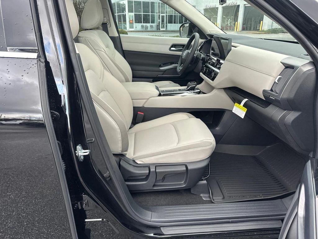 new 2026 Nissan Pathfinder car, priced at $43,641