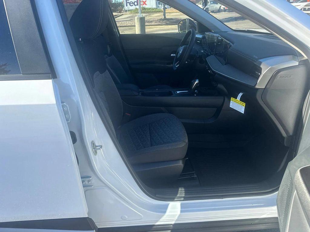 new 2026 Nissan Kicks car, priced at $24,109