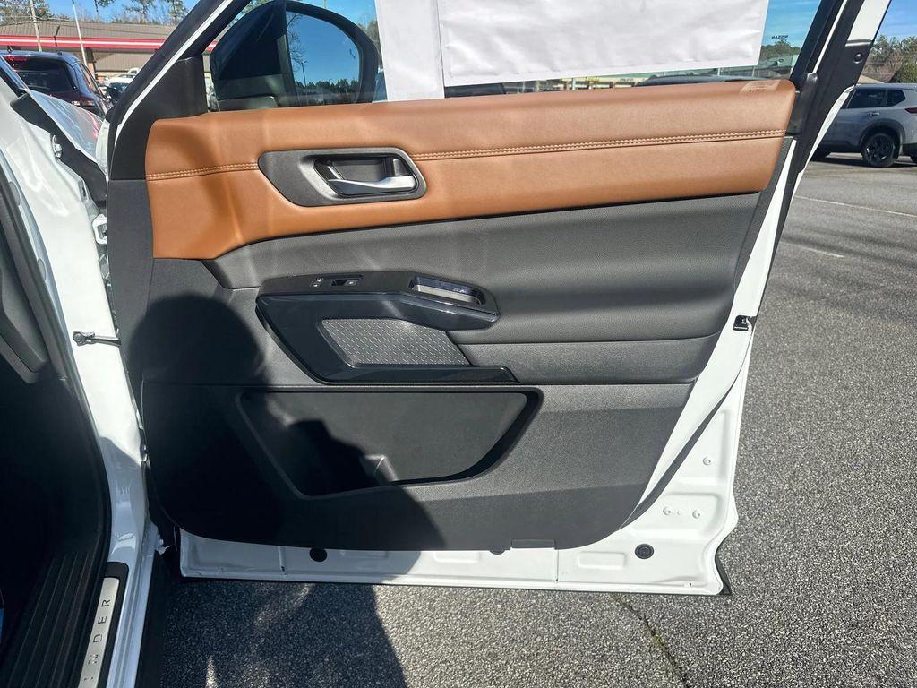 new 2026 Nissan Pathfinder car, priced at $48,736