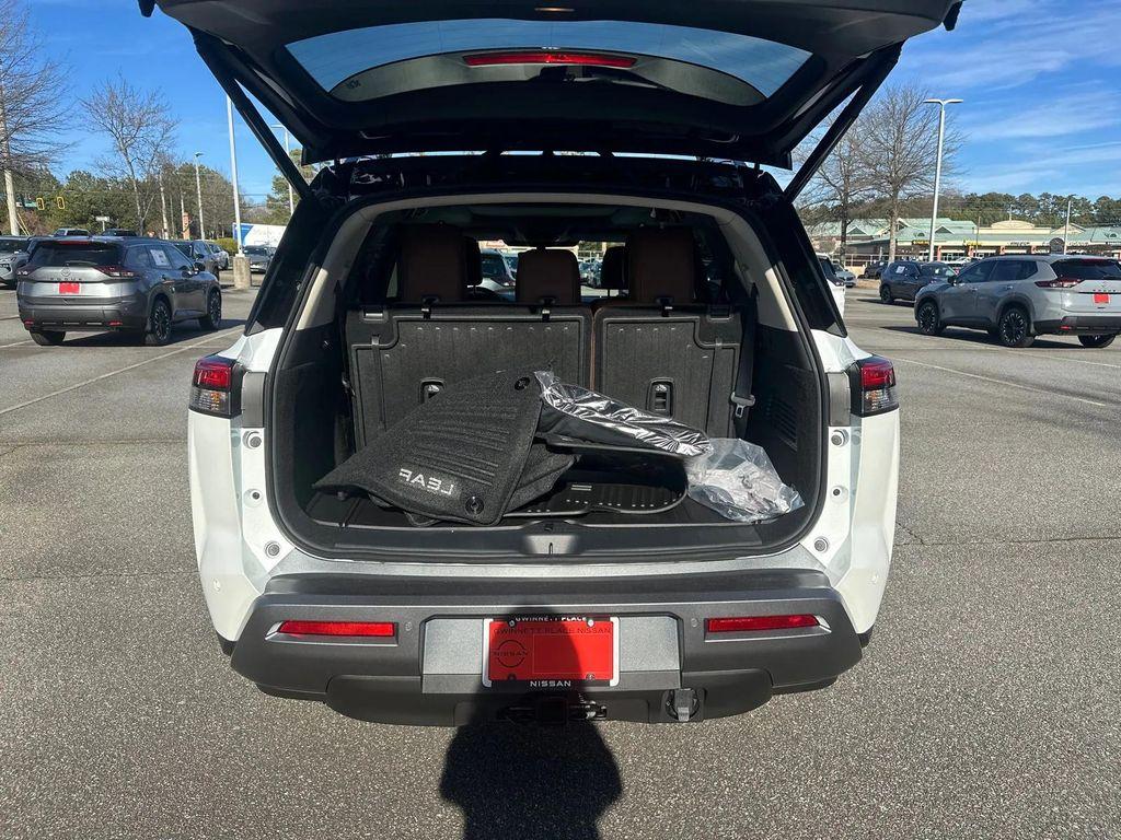 new 2026 Nissan Pathfinder car, priced at $48,736