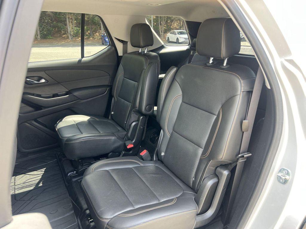 used 2020 Chevrolet Traverse car, priced at $22,898