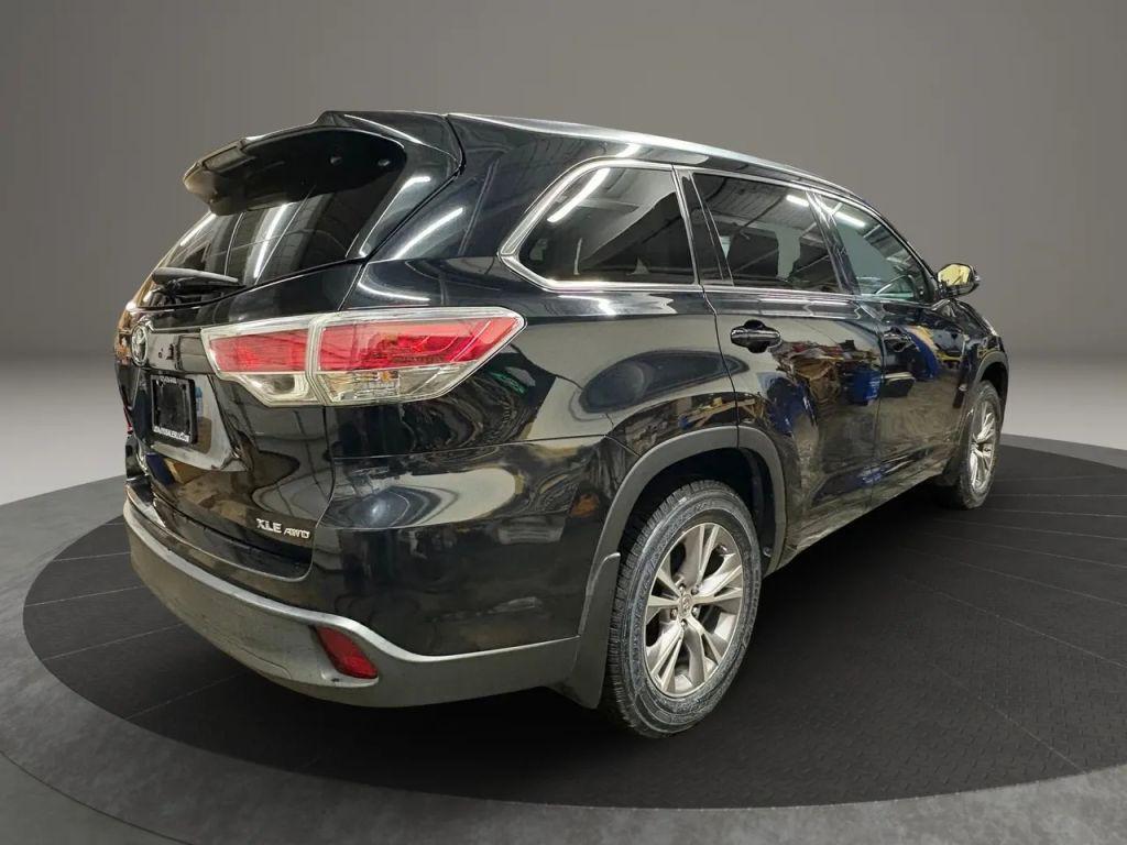 used 2015 Toyota Highlander car, priced at $15,275