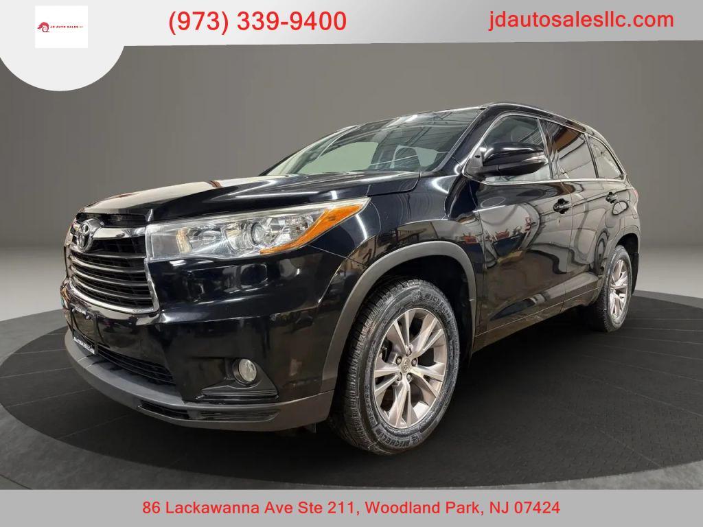 used 2015 Toyota Highlander car, priced at $15,275