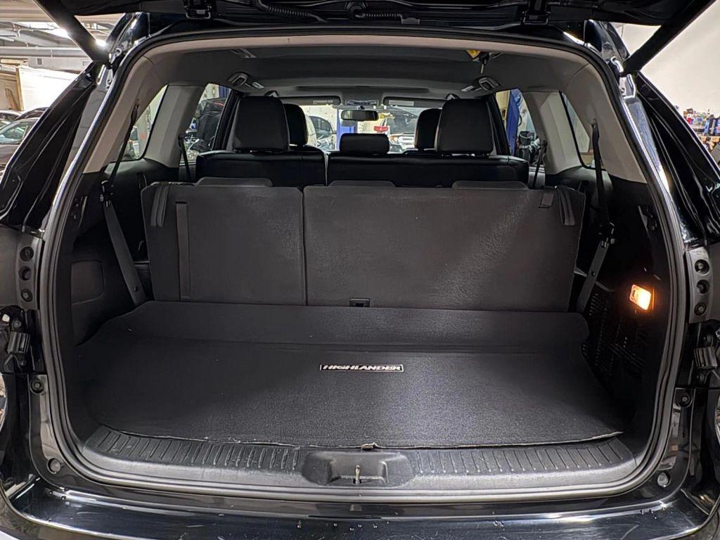 used 2015 Toyota Highlander car, priced at $15,275