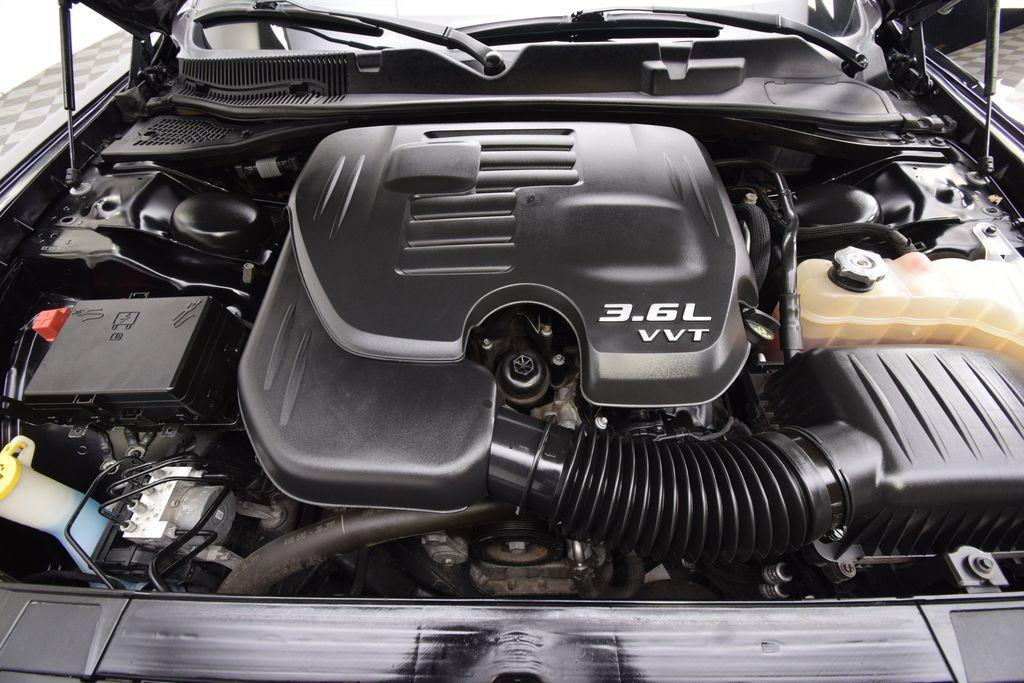 2019 Pitch Black Clearcoat Dodge Challenger