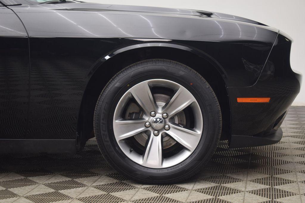 2019 Pitch Black Clearcoat Dodge Challenger