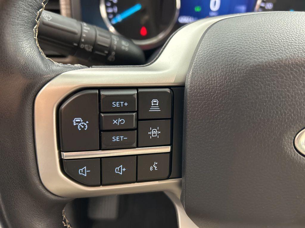 used 2024 Ford Expedition car, priced at $51,360