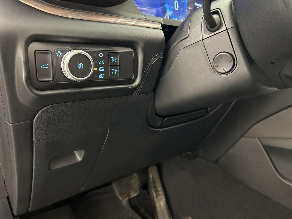 used 2022 Ford Explorer car, priced at $27,480