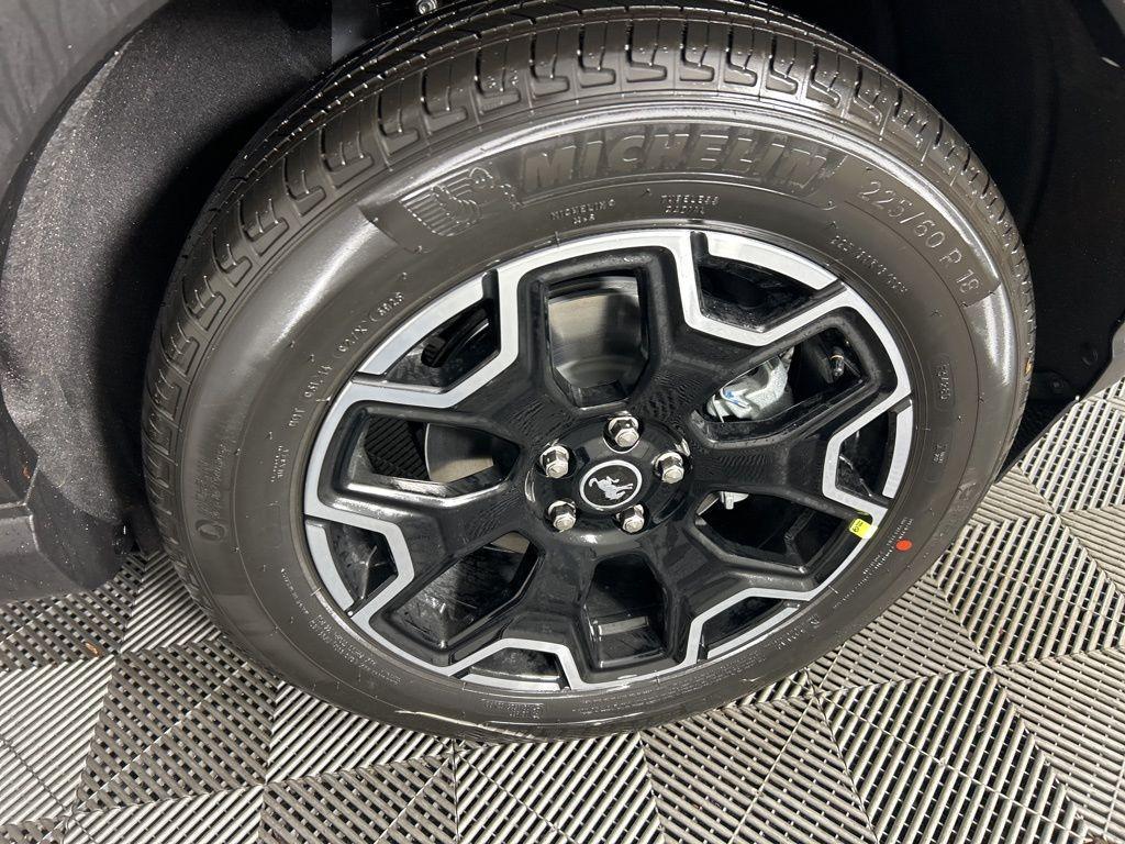 new 2025 Ford Bronco Sport car, priced at $39,140