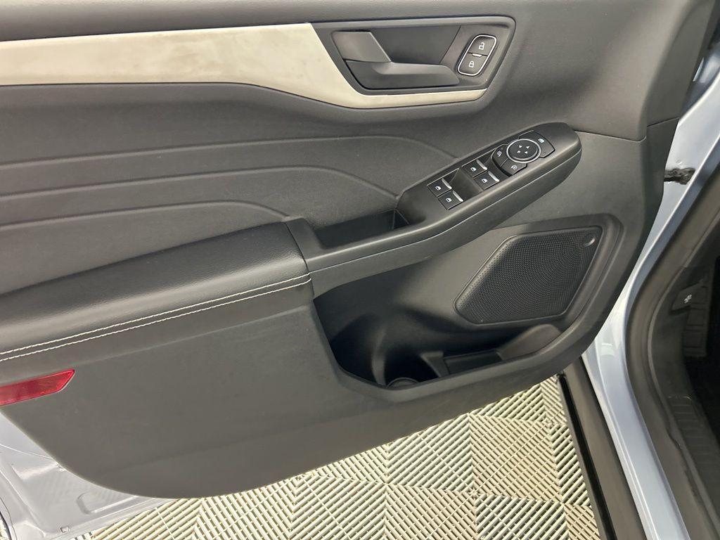 used 2022 Ford Escape car, priced at $22,990