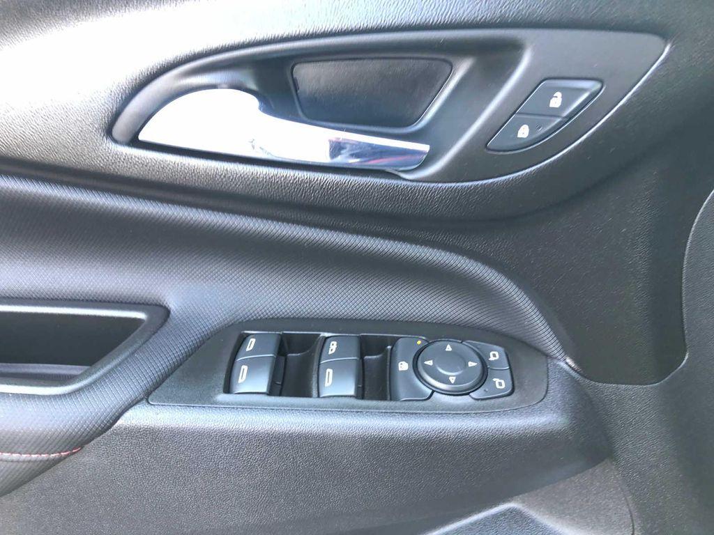 used 2022 Chevrolet Equinox car, priced at $27,990