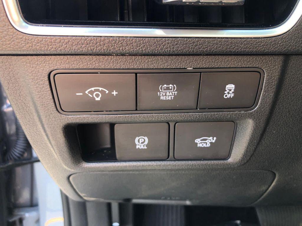used 2025 Hyundai Sonata Hybrid car, priced at $33,990