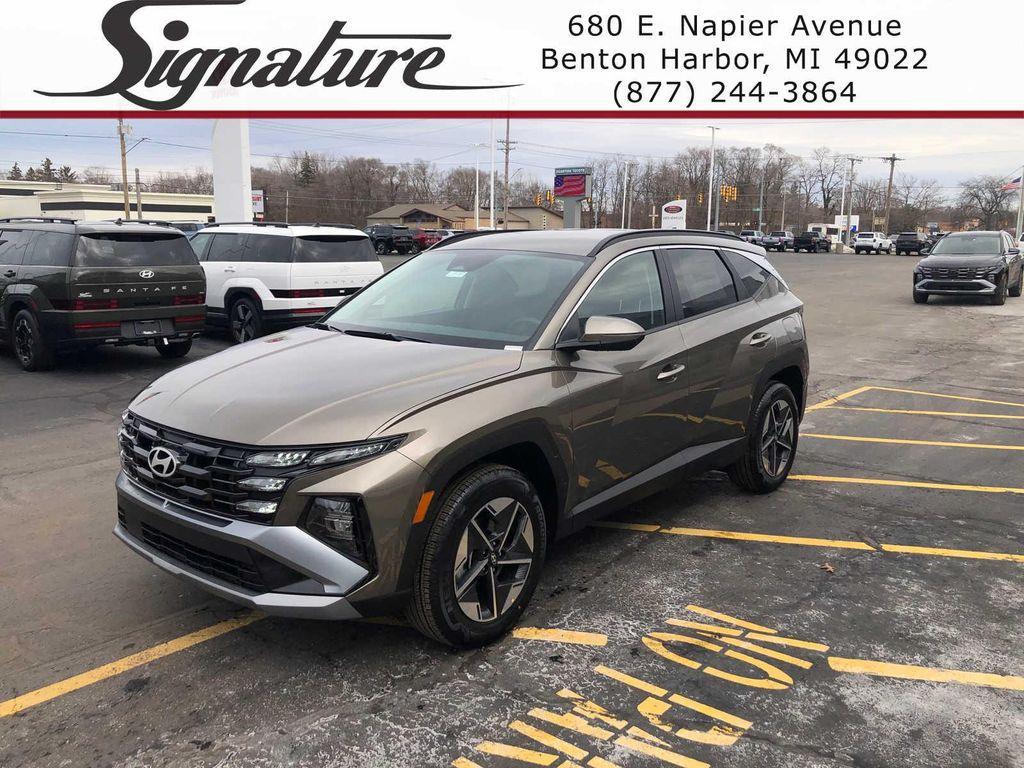 new 2026 Hyundai TUCSON Hybrid car, priced at $37,305