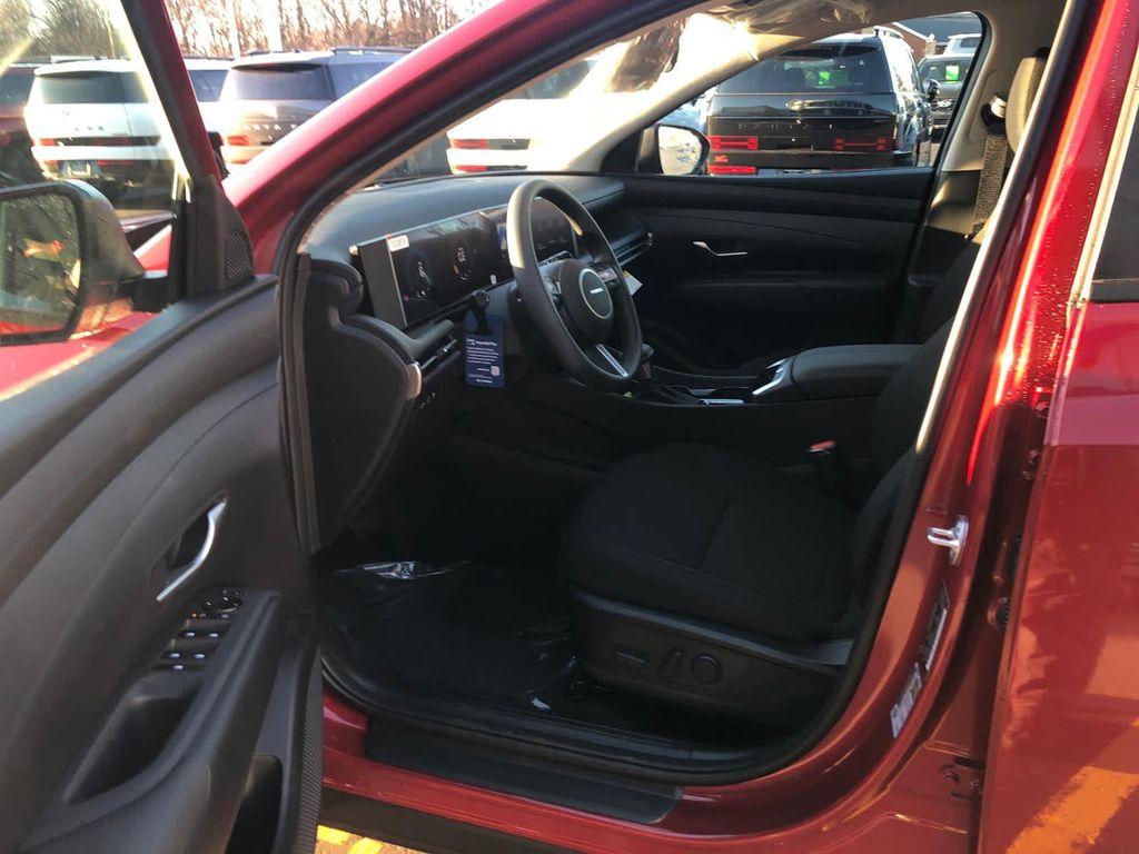 new 2026 Hyundai Tucson car, priced at $33,905