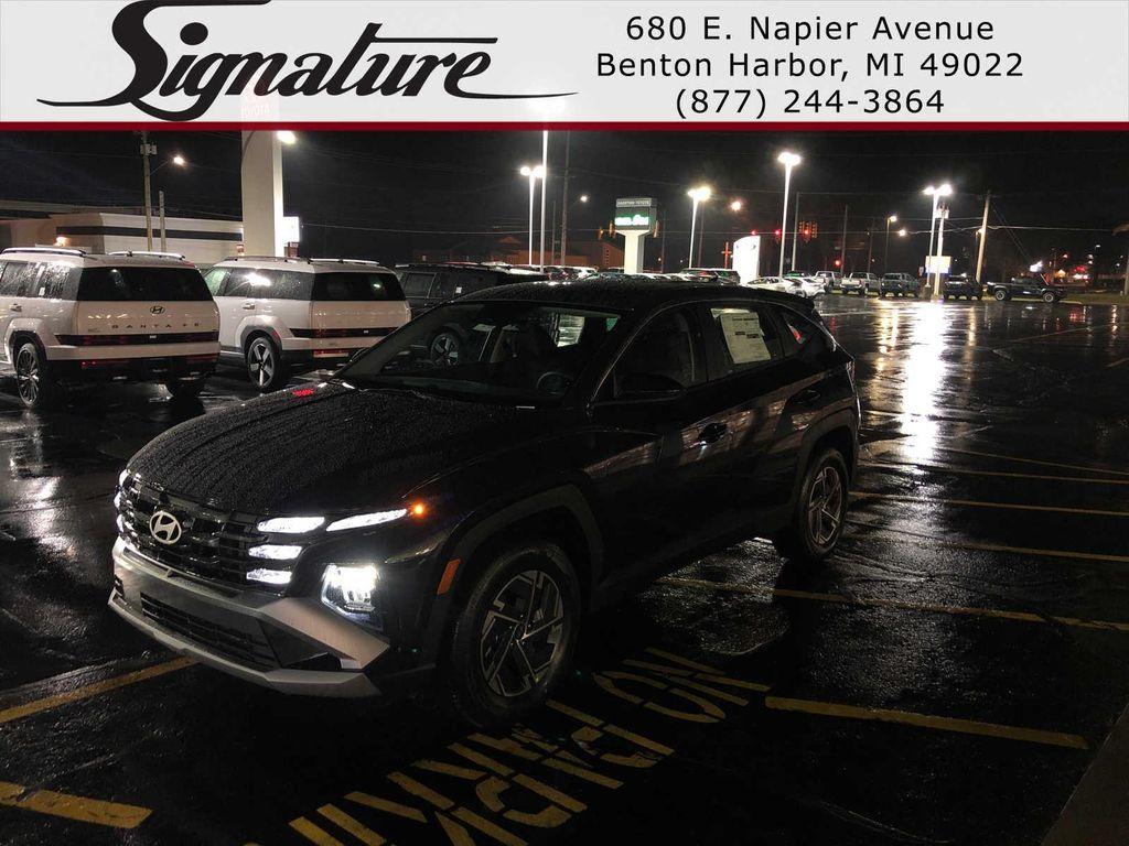 new 2026 Hyundai TUCSON Hybrid car, priced at $33,704