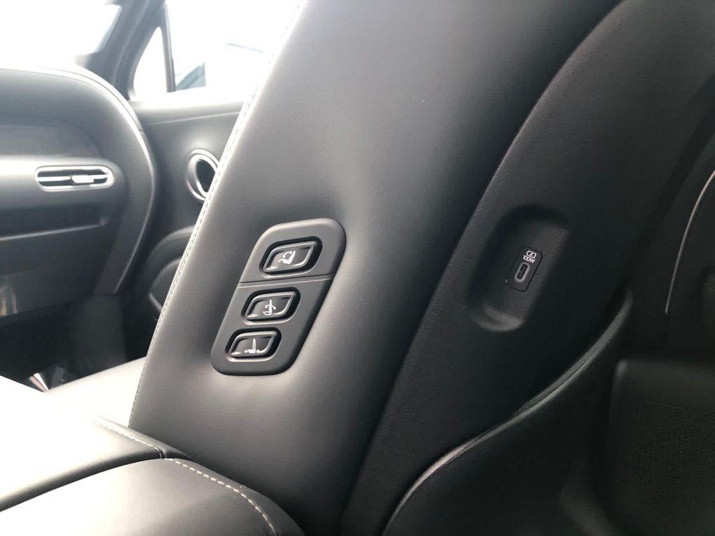 new 2026 Hyundai Palisade Hybrid car, priced at $59,997