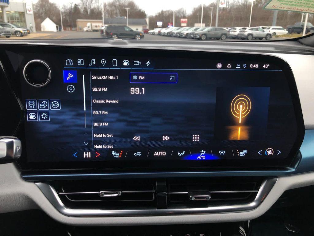 used 2025 Chevrolet Equinox EV car, priced at $21,990