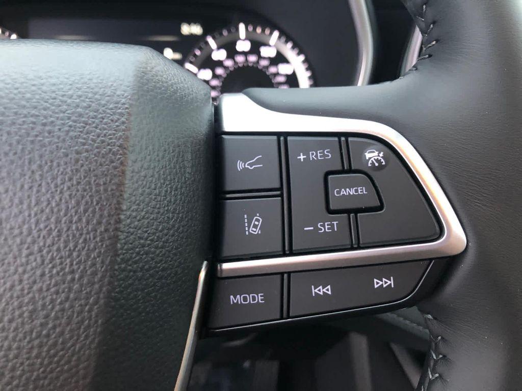 new 2026 Toyota Highlander car, priced at $47,128