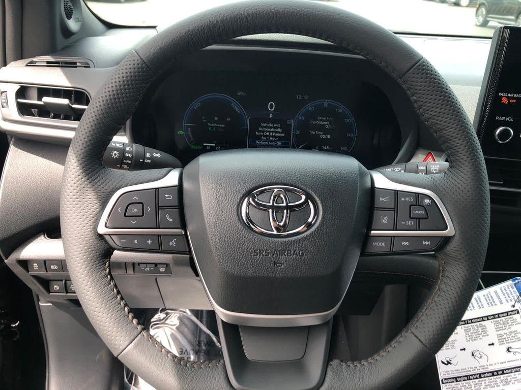 new 2026 Toyota Sienna car, priced at $60,995