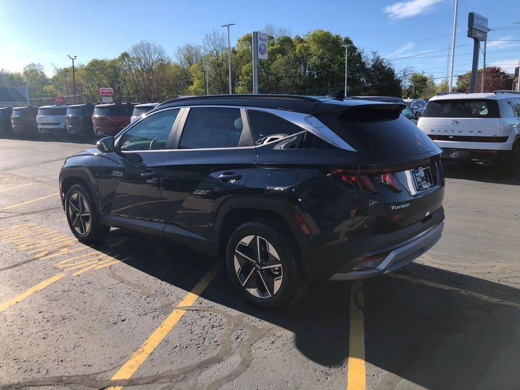 new 2026 Hyundai TUCSON Hybrid car, priced at $36,320