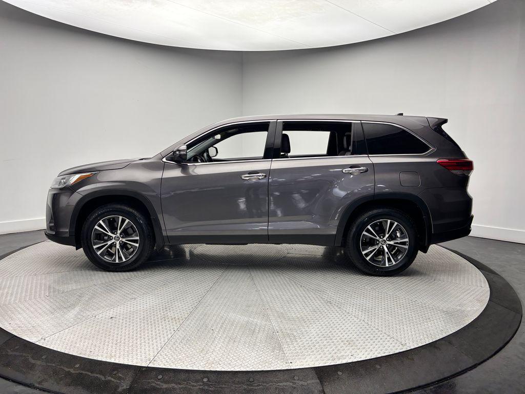 used 2019 Toyota Highlander car, priced at $22,700