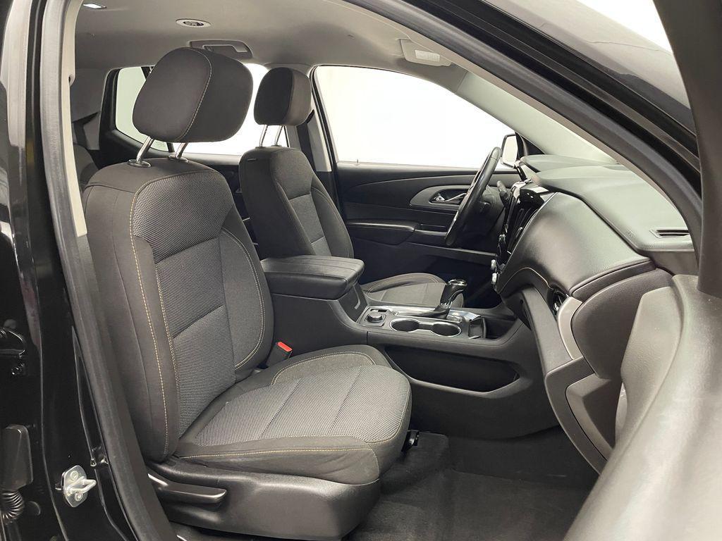 used 2018 Chevrolet Traverse car, priced at $12,900