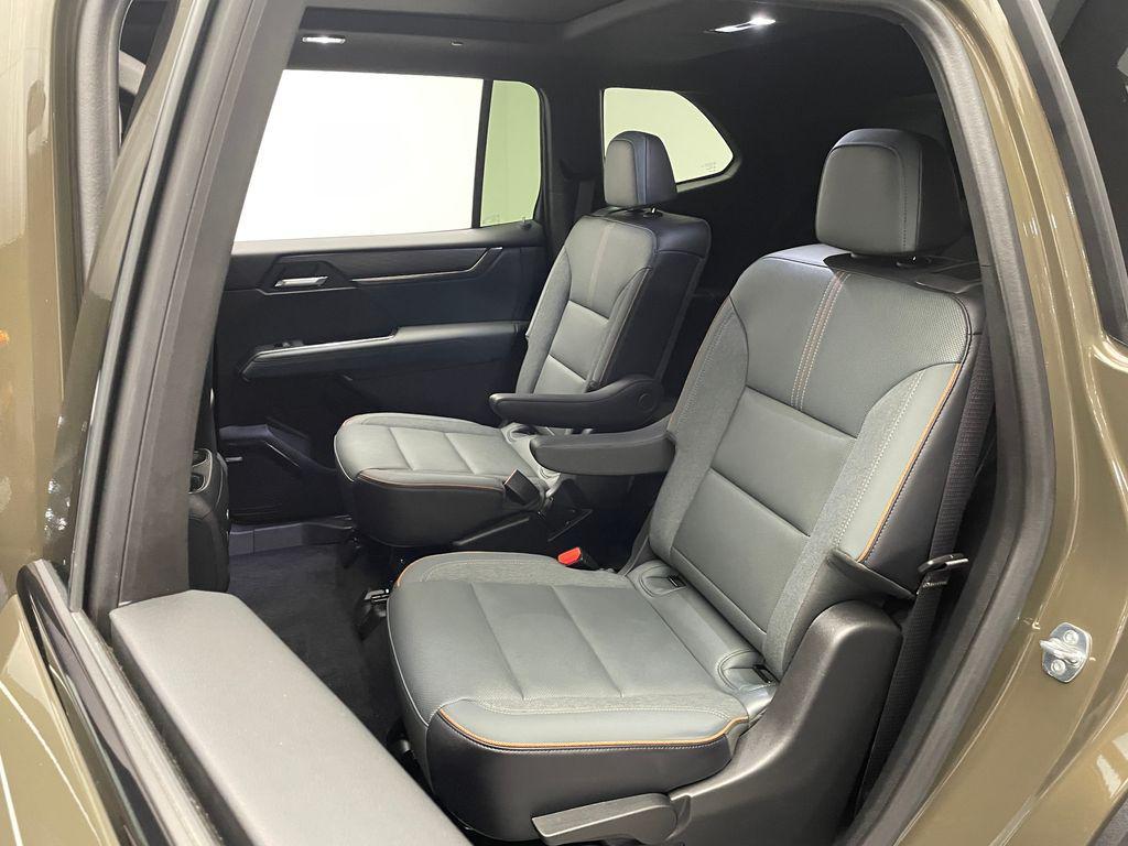 used 2024 GMC Acadia car, priced at $41,900