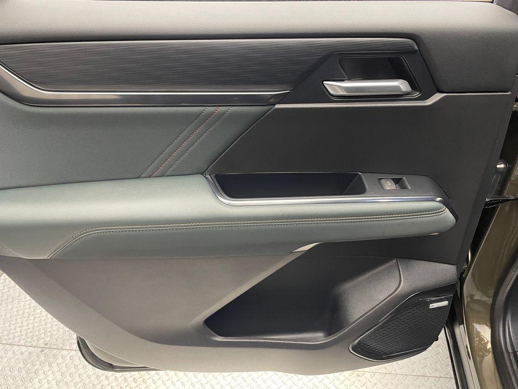 used 2024 GMC Acadia car, priced at $41,900