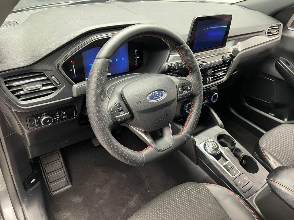 used 2025 Ford Escape car, priced at $24,900
